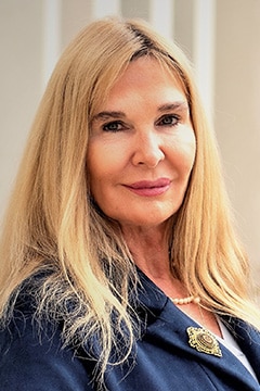 Dr. Patricia Heyn.