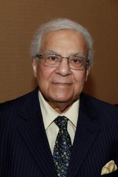 Dr. Shaul Massry