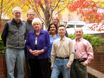Group photograph of the Laboratory of Medicinal Chemistry in 2005
